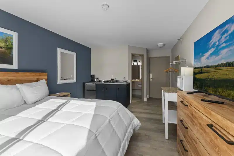 Why Nearly Every Room at Nisswa Hotel & Suites Has a Kitchenette